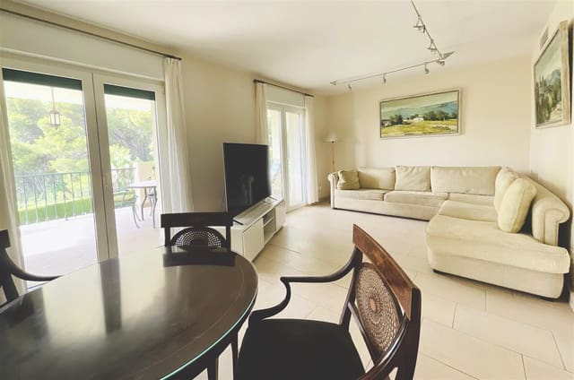 6 sypialnia Willa na sprzedaż w Marbella z basenem garażem - 1 950 000 € (Ref: 8063810)