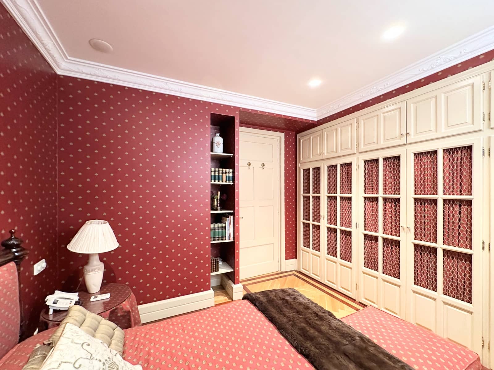 4 bedroom Penthouse for sale in Malaga city with garage - € 1,375,000 (Ref: 8063813)