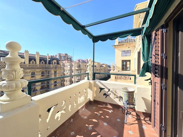 4 soverom Penthouse til salgs i La Malagueta, Málaga by med garasje - € 1 375 000 (Ref: 8063813)