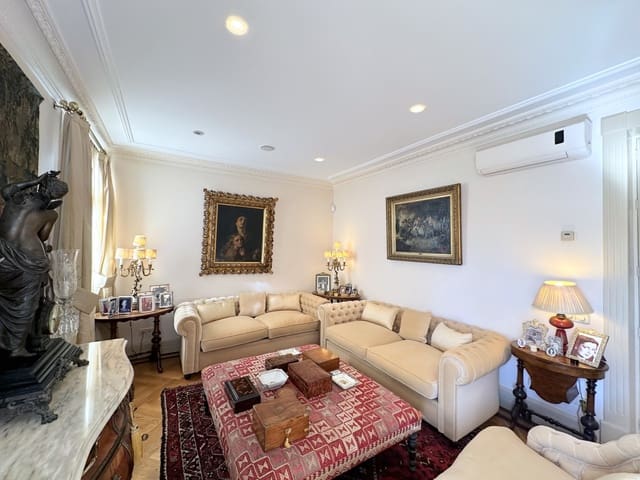 4 soverom Penthouse til salgs i La Malagueta, Málaga by med garasje - € 1 375 000 (Ref: 8063813)