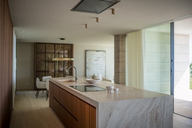 6 sypialnia Willa na sprzedaż w Sotogrande, San Roque z basenem garażem - 8 900 000 € (Ref: 8076247)