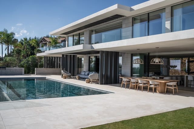 6 sypialnia Willa na sprzedaż w Sotogrande, San Roque z basenem garażem - 8 900 000 € (Ref: 8076247)