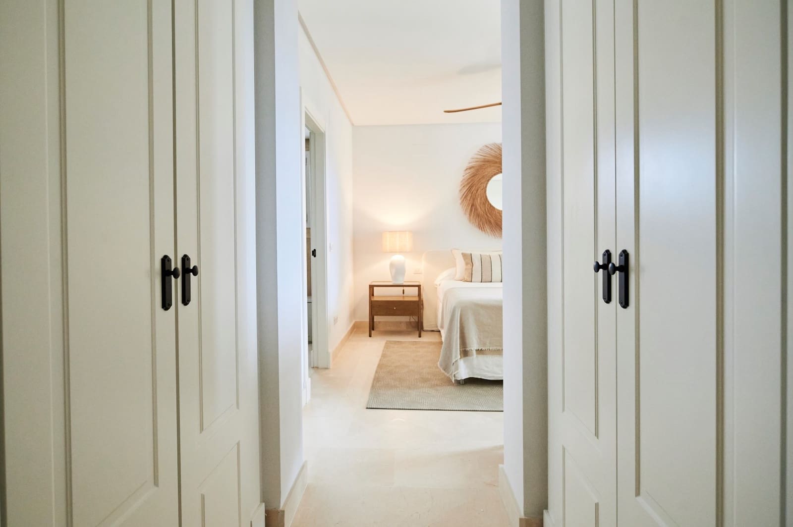 Apartamento de 3 habitaciones en Nueva Andalucia en venta con piscina garaje - 722.500 € (Ref: 8076249)