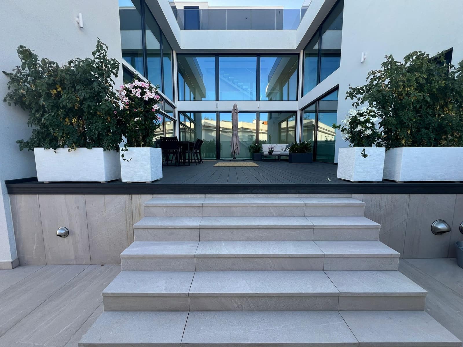 4 soveværelse Villa til salg i Benalmadena Costa med swimmingpool garage - € 2.400.000 (Ref: 8096448)