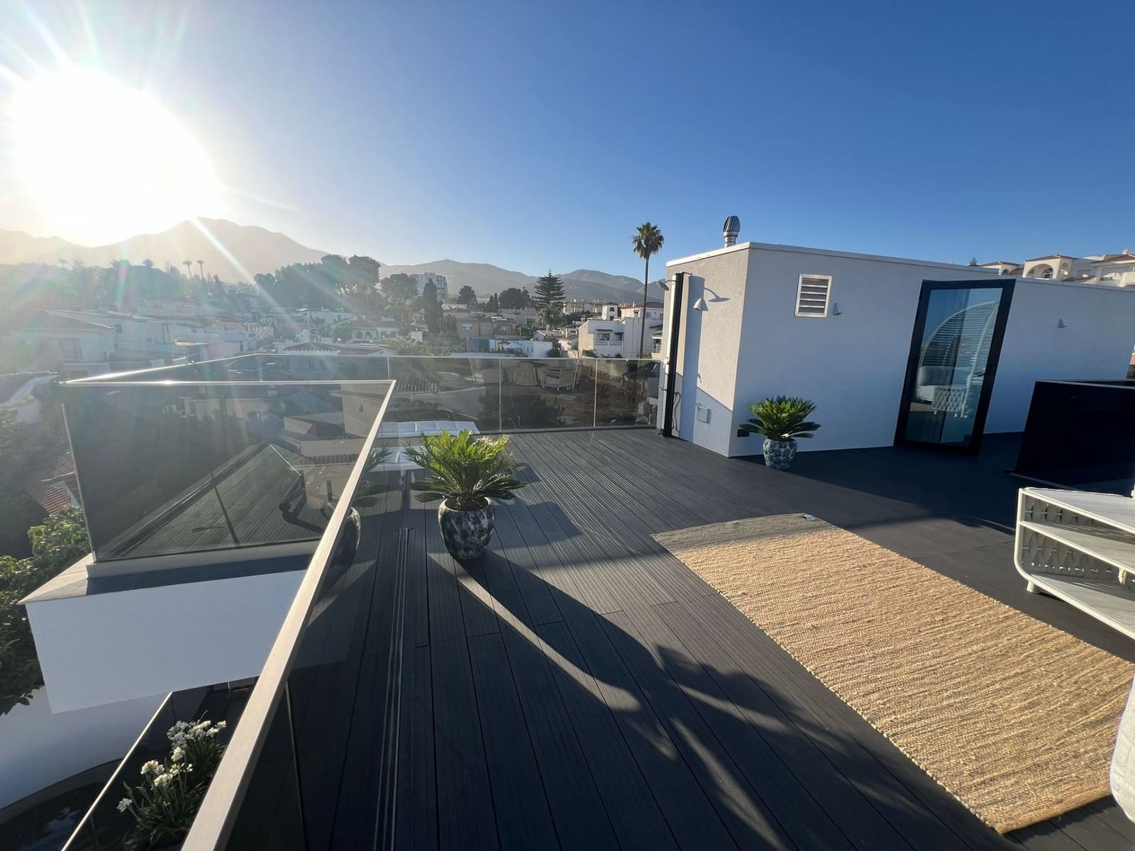 4 soveværelse Villa til salg i Benalmadena Costa med swimmingpool garage - € 2.400.000 (Ref: 8096448)