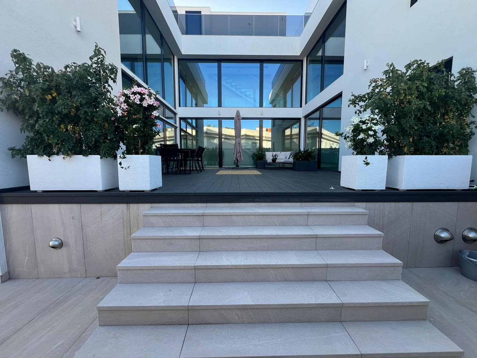 4 soveværelse Villa til salg i Benalmadena Costa med swimmingpool garage - € 2.400.000 (Ref: 8096448)