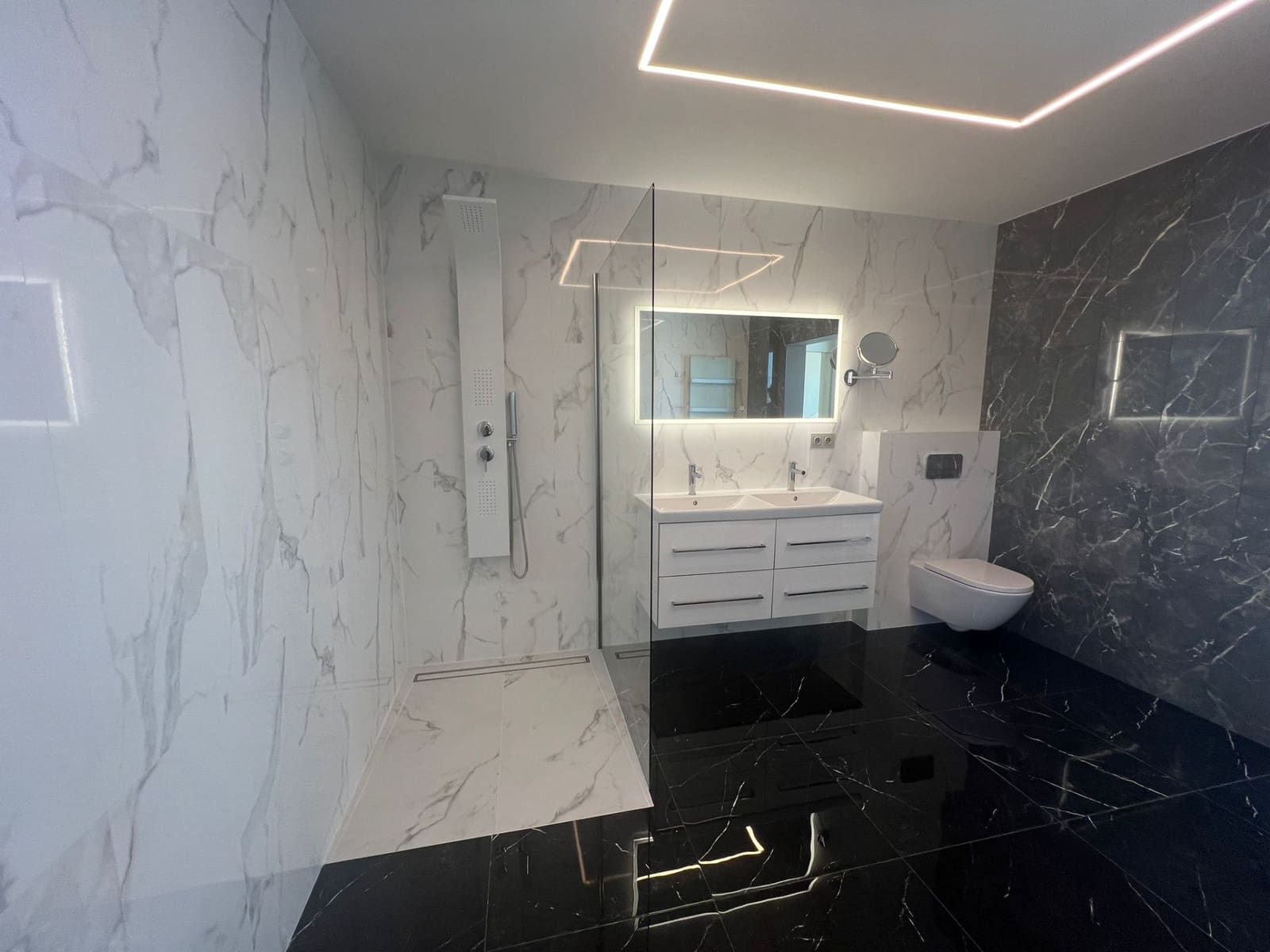 4 chambre Villa/Maison à vendre à Benalmadena Costa avec piscine garage - 2 400 000 € (Ref: 8096448)