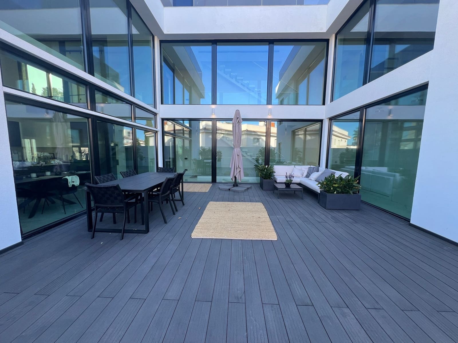 4 chambre Villa/Maison à vendre à Benalmadena Costa avec piscine garage - 2 400 000 € (Ref: 8096448)