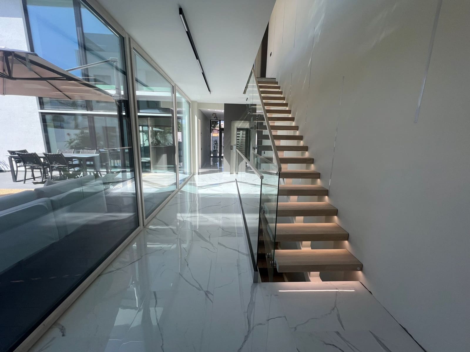 4 chambre Villa/Maison à vendre à Benalmadena Costa avec piscine garage - 2 400 000 € (Ref: 8096448)
