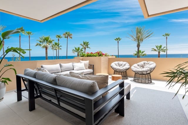 3 bedroom Apartment for sale in Estepona with pool garage - € 1,995,000 (Ref: 8103939)