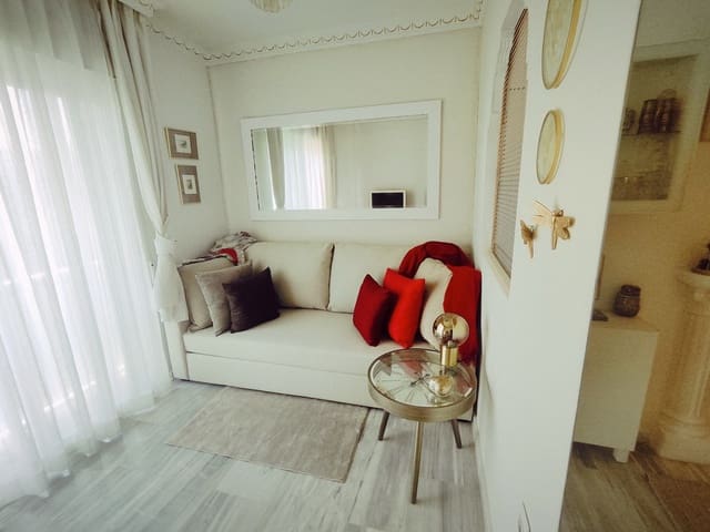 Studio til salg i Marbella med swimmingpool - € 210.000 (Ref: 8148251)