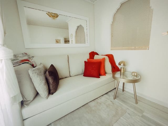 Studio til salg i Marbella med swimmingpool - € 210.000 (Ref: 8148251)