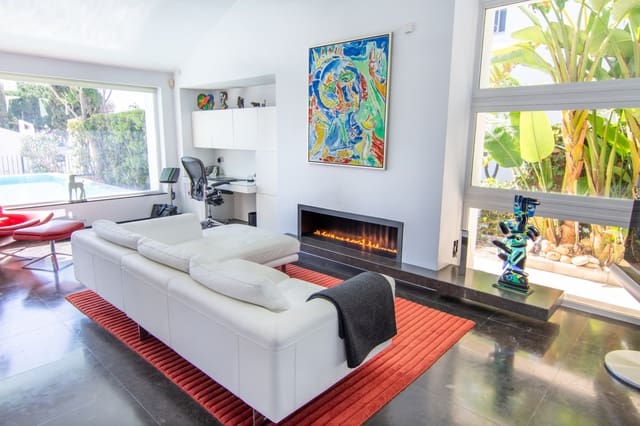 4 sovrum Villa till salu i Marbella med pool garage - 2 175 000 € (Ref: 8213355)