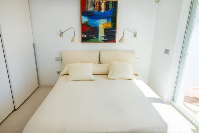 4 soveværelse Villa til salg i Marbella med swimmingpool garage - € 2.175.000 (Ref: 8213355)