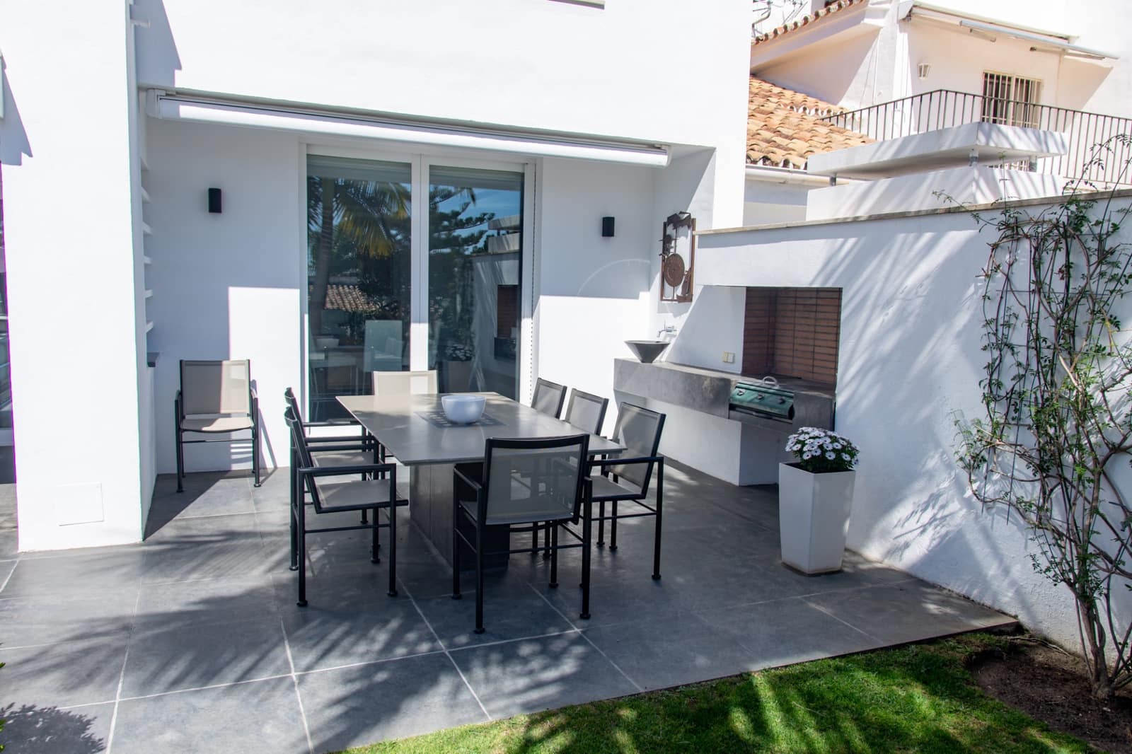 Chalet de 4 habitaciones en Marbella en venta con piscina garaje - 2.175.000 € (Ref: 8213355)