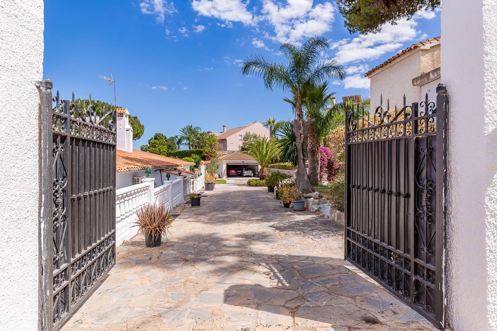 4 quarto Moradia para venda em Torremolinos com piscina garagem - 1 180 000 € (Ref: 8278692)