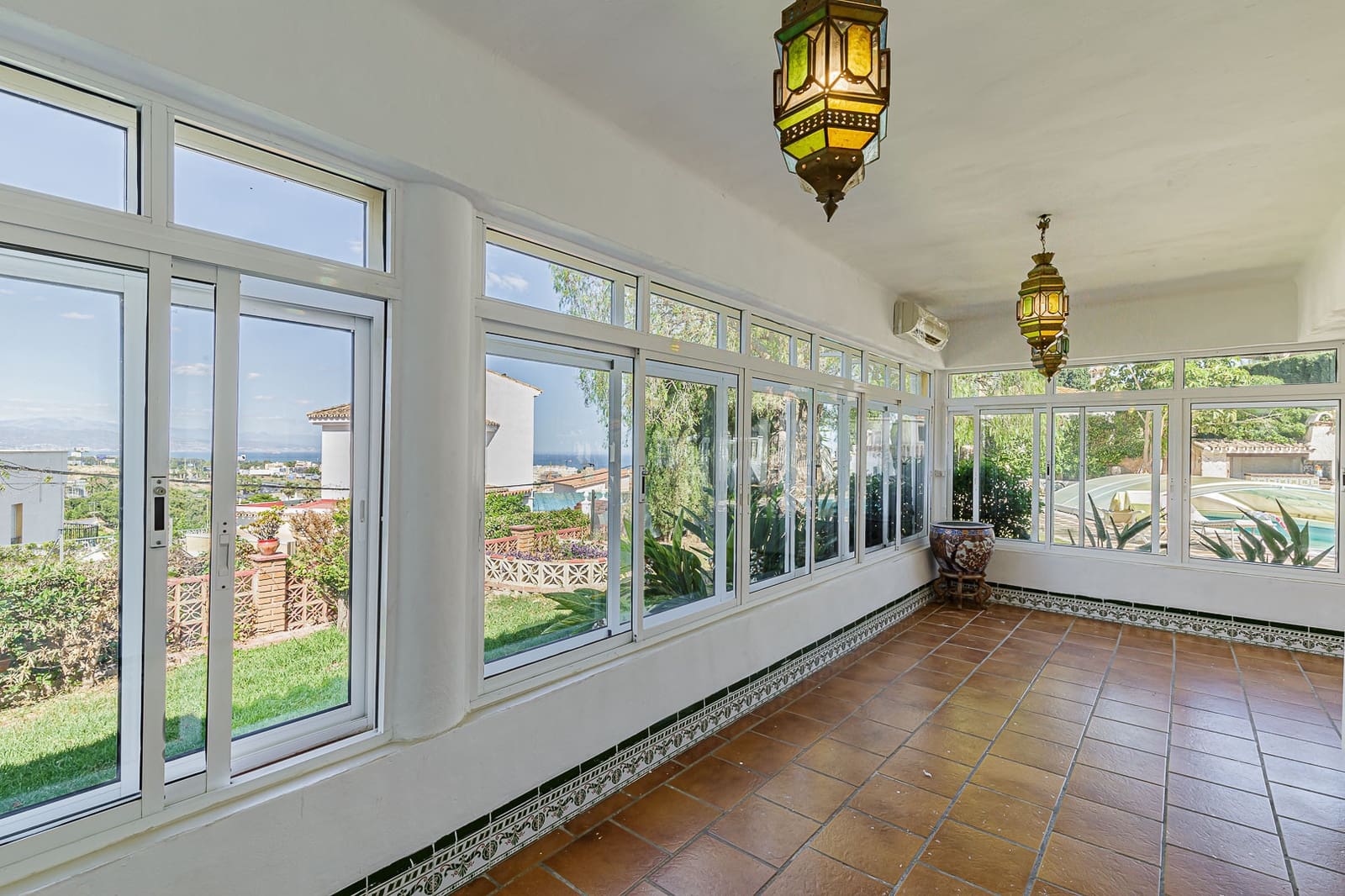 4 quarto Moradia para venda em Torremolinos com piscina garagem - 1 180 000 € (Ref: 8278692)