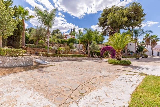 4 soverom Villa til salgs i Torremolinos med svømmebasseng garasje - € 1 180 000 (Ref: 8278692)