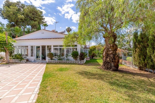 4 soverom Villa til salgs i Torremolinos med svømmebasseng garasje - € 1 180 000 (Ref: 8278692)