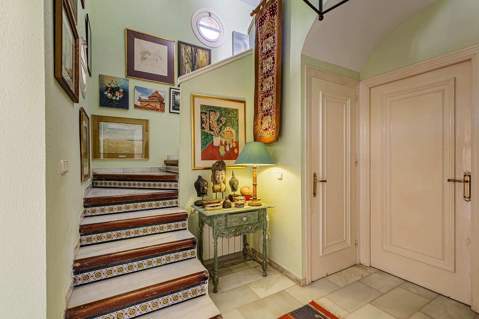 3 sypialnia Willa na sprzedaż w Marbella z basenem garażem - 2 700 000 € (Ref: 8308274)