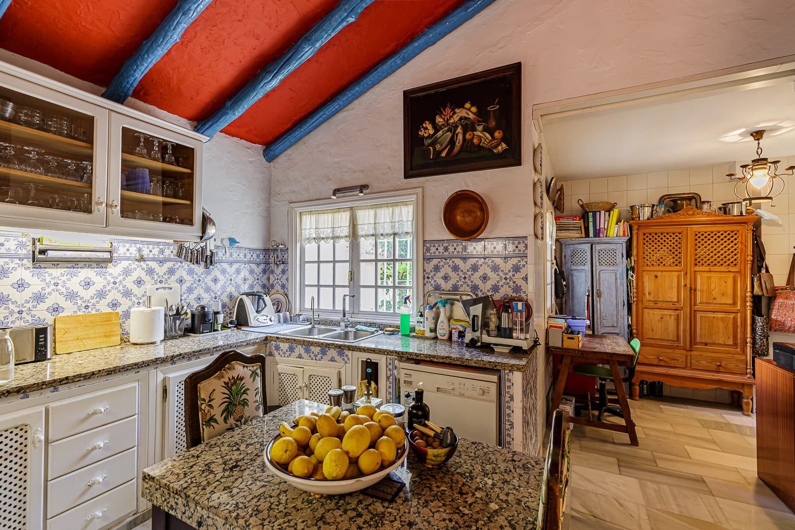 3 sypialnia Willa na sprzedaż w Marbella z basenem garażem - 2 700 000 € (Ref: 8308274)