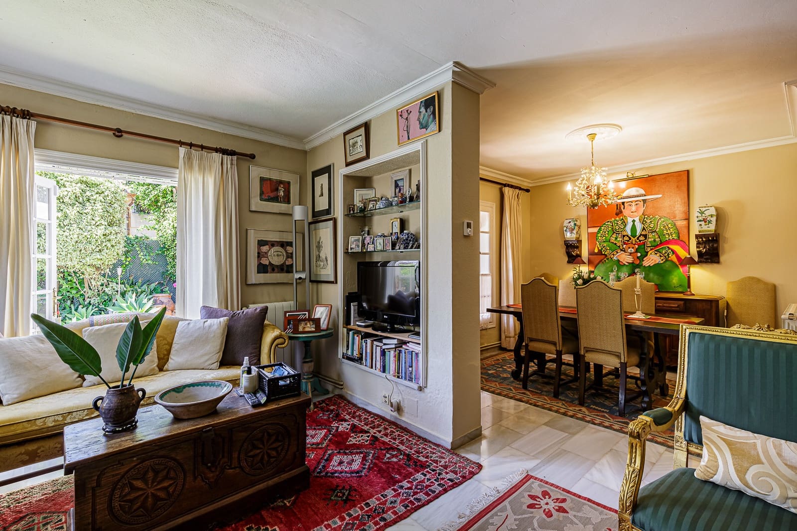 3 sypialnia Willa na sprzedaż w Marbella z basenem garażem - 2 700 000 € (Ref: 8308274)