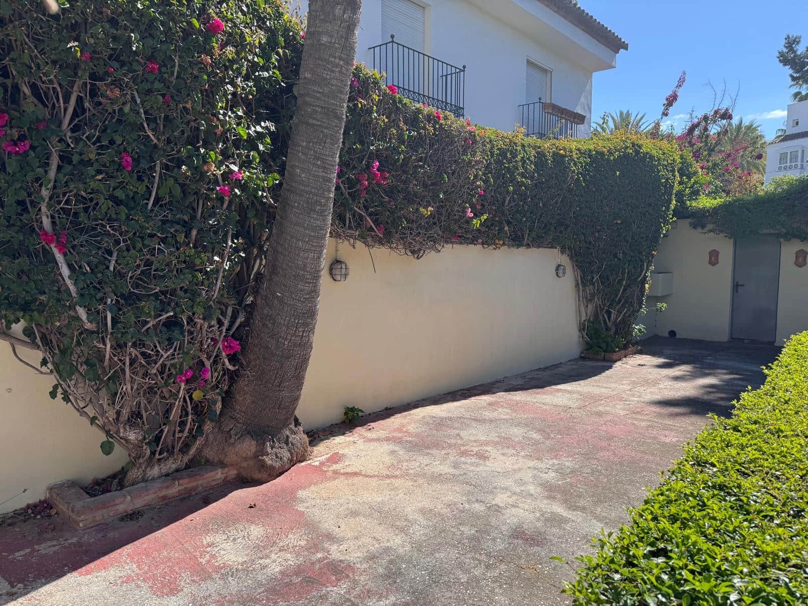 3 sovrum Villa till salu i Marbella med pool garage - 2 700 000 € (Ref: 8308274)