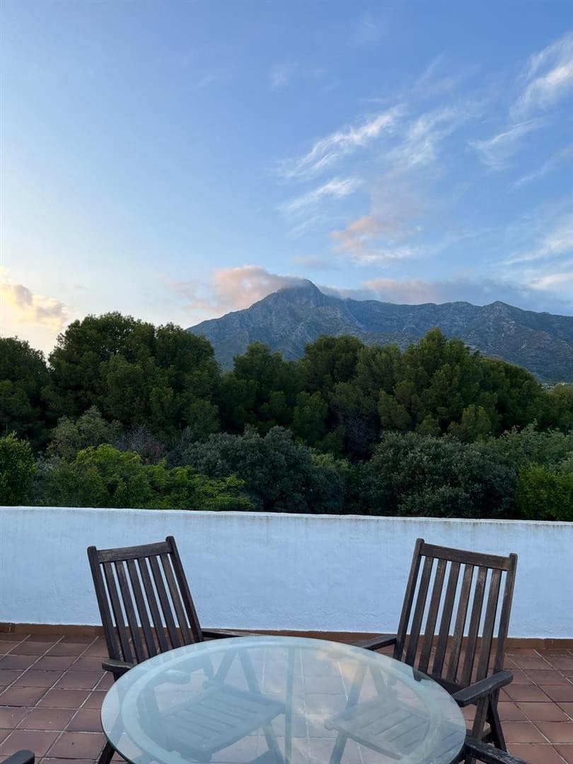 2 soveværelse Penthouse til salg i Marbella med swimmingpool garage - € 500.000 (Ref: 8313693)