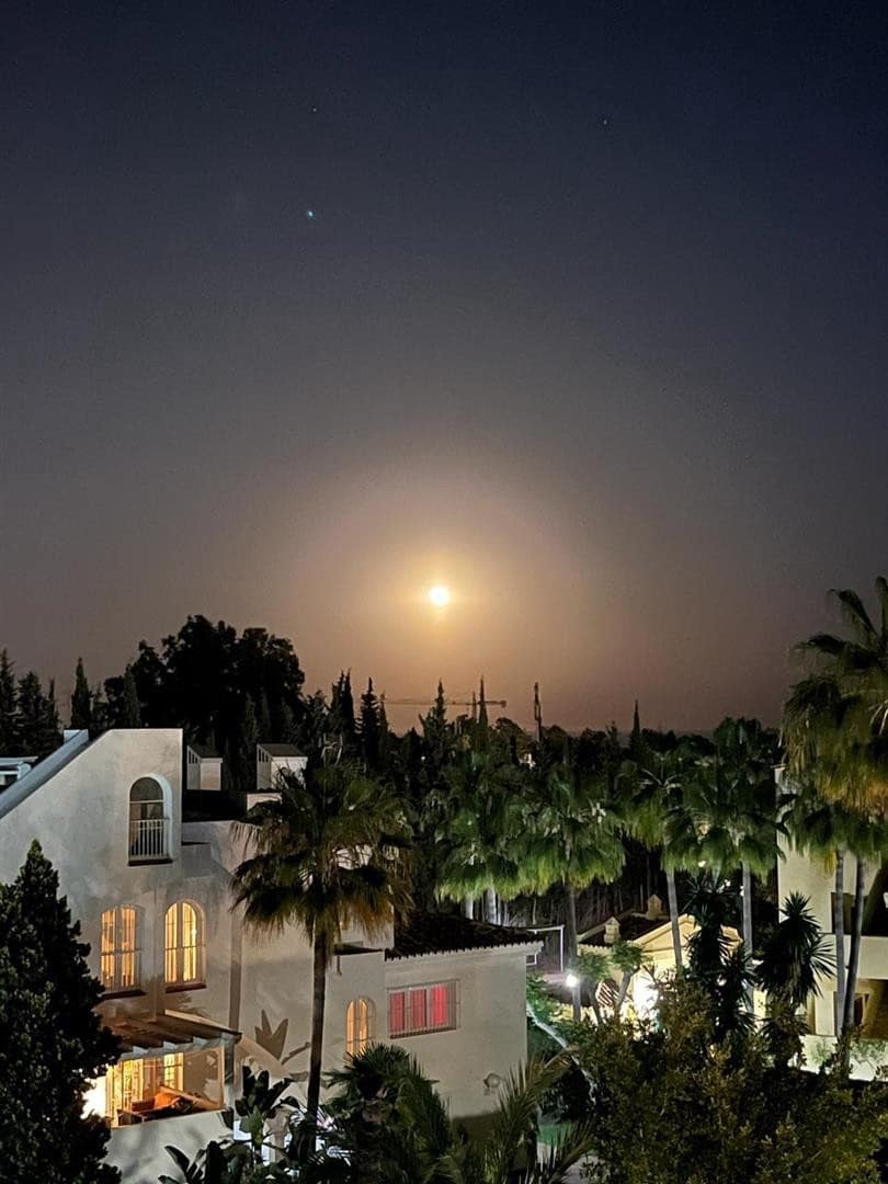 2 soveværelse Penthouse til salg i Marbella med swimmingpool garage - € 500.000 (Ref: 8313693)