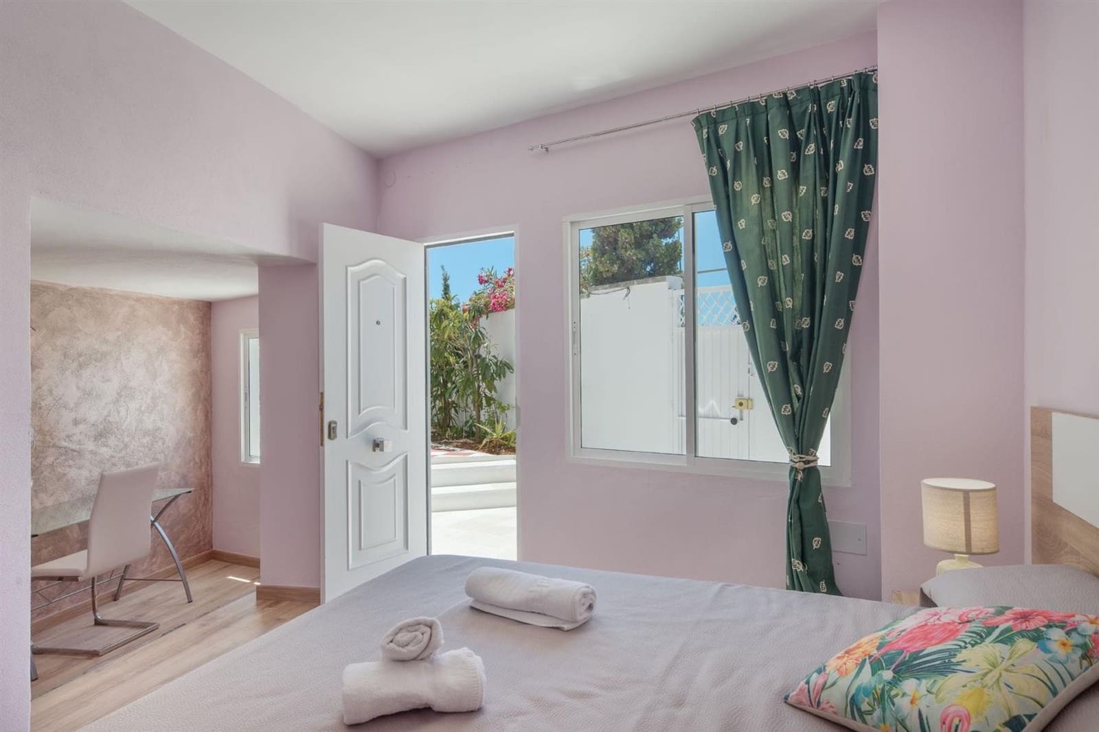 10 bedroom Villa for sale in Marbella with pool garage - € 1,880,000 (Ref: 8313694)