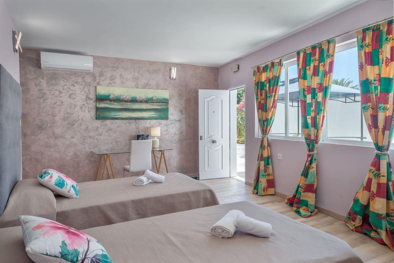 10 bedroom Villa for sale in Marbella with pool garage - € 1,880,000 (Ref: 8313694)