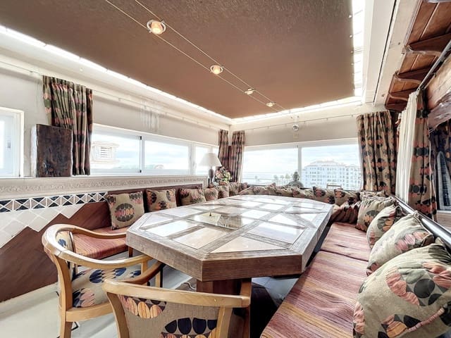 3 makuuhuone Kattohuoneisto myytävänä paikassa La Duquesa / Puerto de la Duquesa, Manilva mukana 
autotalli - 695 000 € (Ref: 8359684)