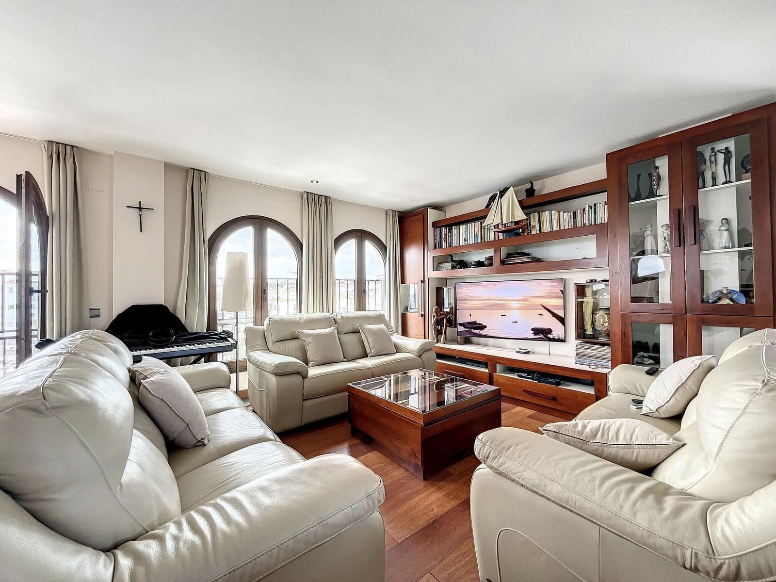 3 chambre Penthouse à vendre à La Duquesa / Puerto de la Duquesa avec garage - 695 000 € (Ref: 8359684)