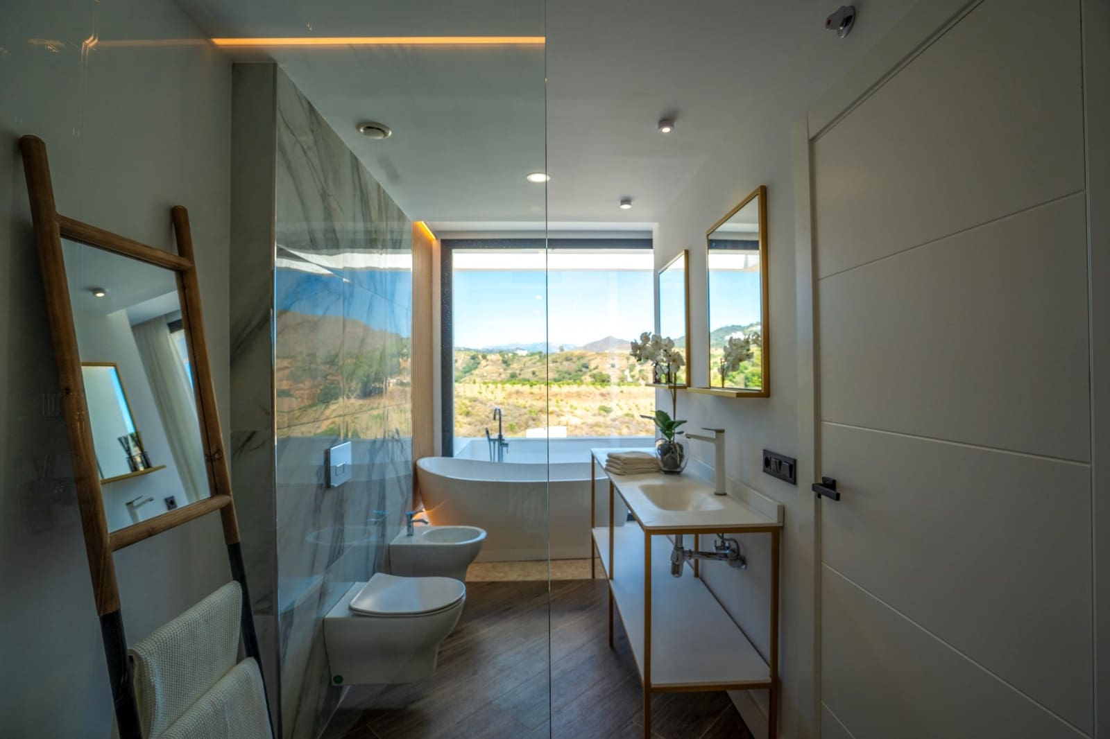 Chalet de 4 habitaciones en Mijas Costa en venta con piscina garaje - 1.150.000 € (Ref: 8371071)