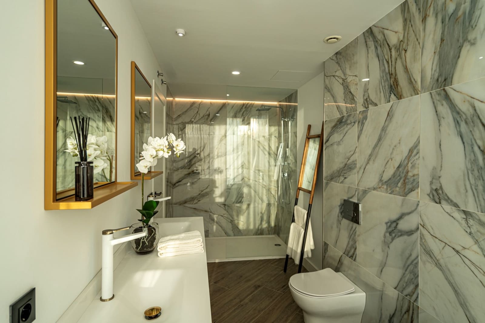 Chalet de 4 habitaciones en Mijas Costa en venta con piscina garaje - 1.150.000 € (Ref: 8371071)