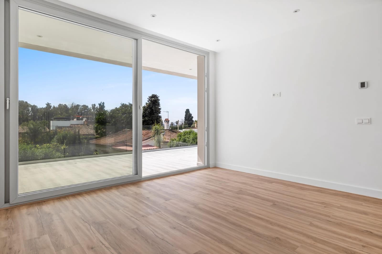 Chalet de 5 habitaciones en San Pedro de Alcantara en venta con piscina garaje - 2.950.000 € (Ref: 8437085)