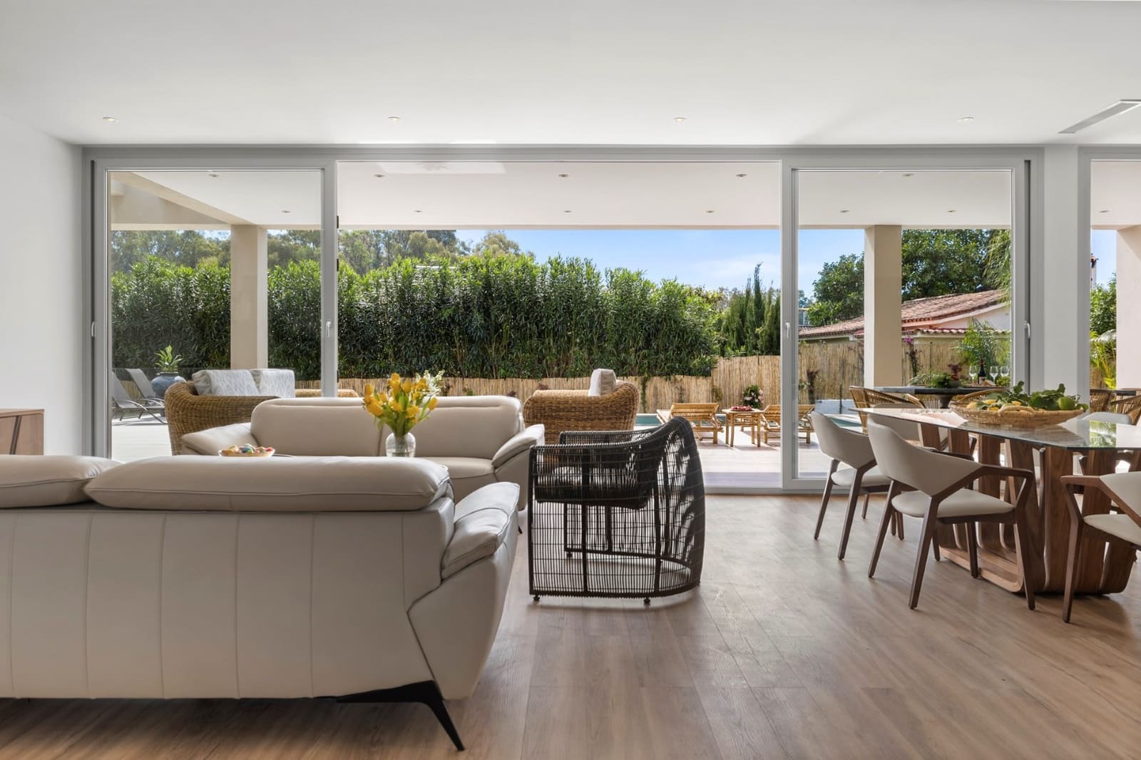 Chalet de 5 habitaciones en San Pedro de Alcantara en venta con piscina garaje - 2.950.000 € (Ref: 8437085)