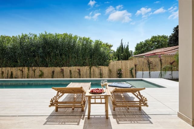 Chalet de 5 habitaciones en San Pedro de Alcantara, Marbella en venta con piscina garaje - 2.950.000 € (Ref: 8437085)