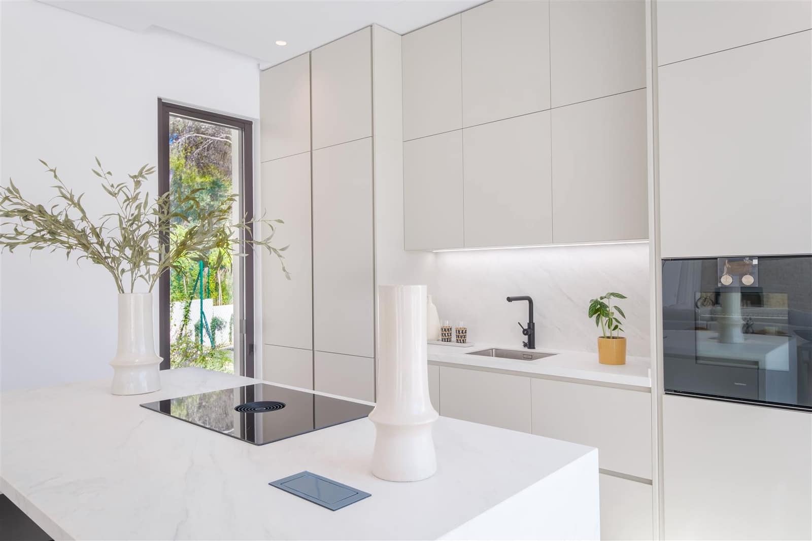 4 makuuhuone Huvila myytävänä paikassa Marbella mukana uima-altaan 
autotalli - 4 750 000 € (Ref: 8450138)