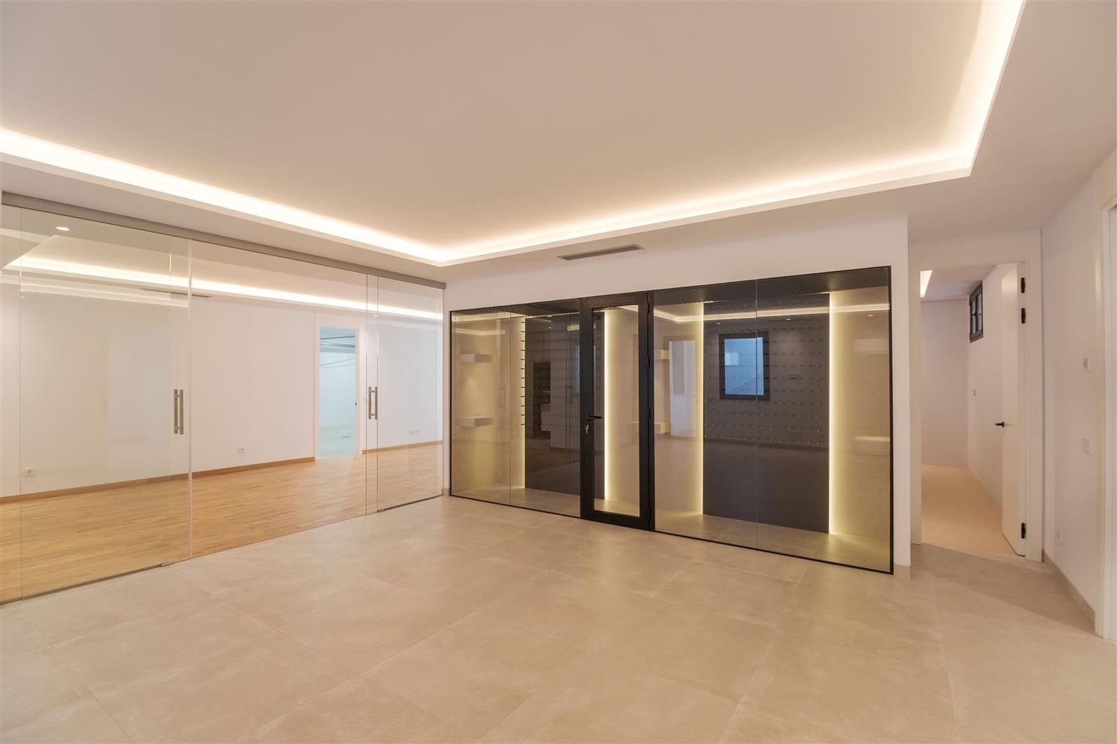 4 makuuhuone Huvila myytävänä paikassa Marbella mukana uima-altaan 
autotalli - 4 750 000 € (Ref: 8450138)