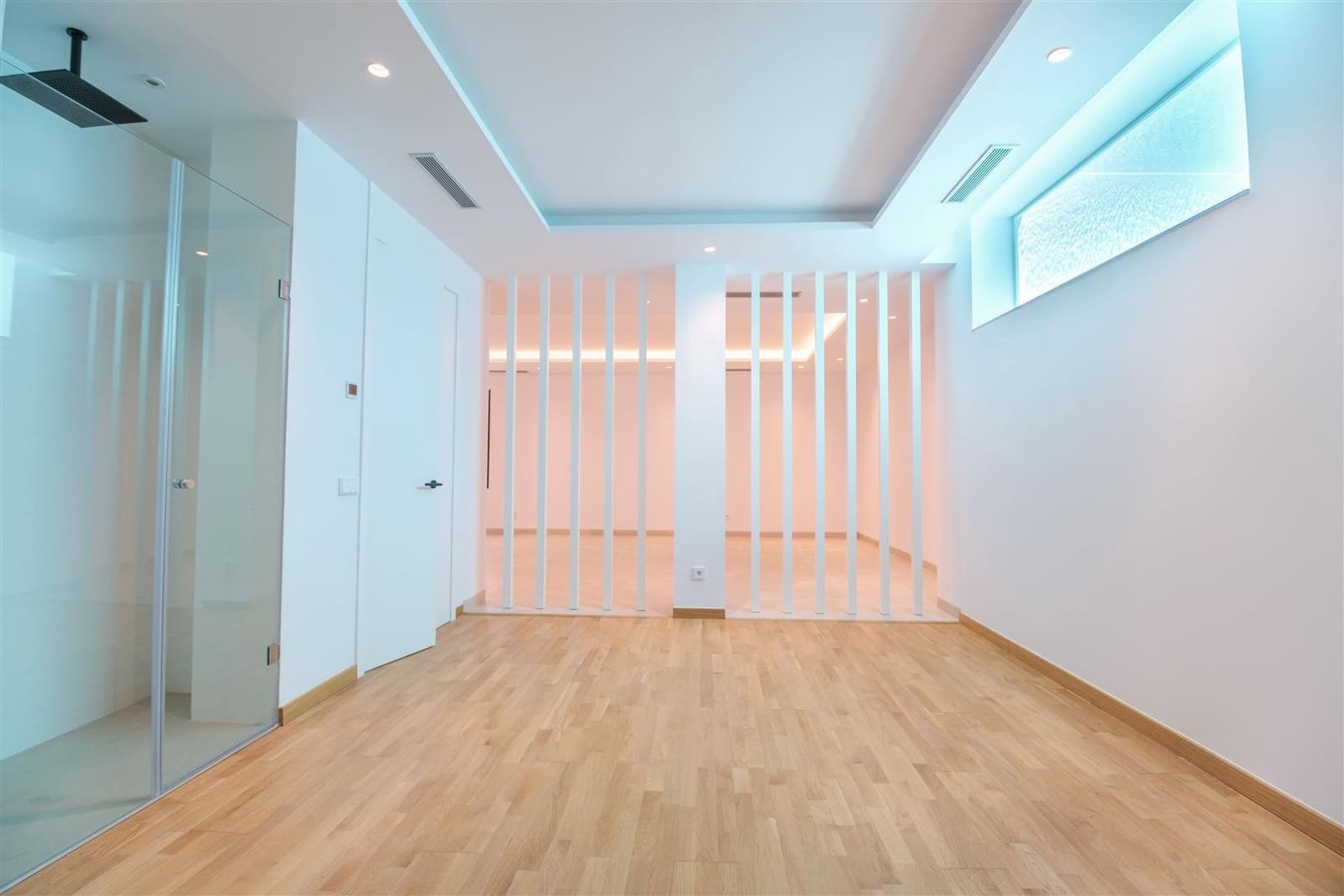 4 bedroom Villa for sale in Marbella with pool garage - € 4,300,000 (Ref: 8450139)