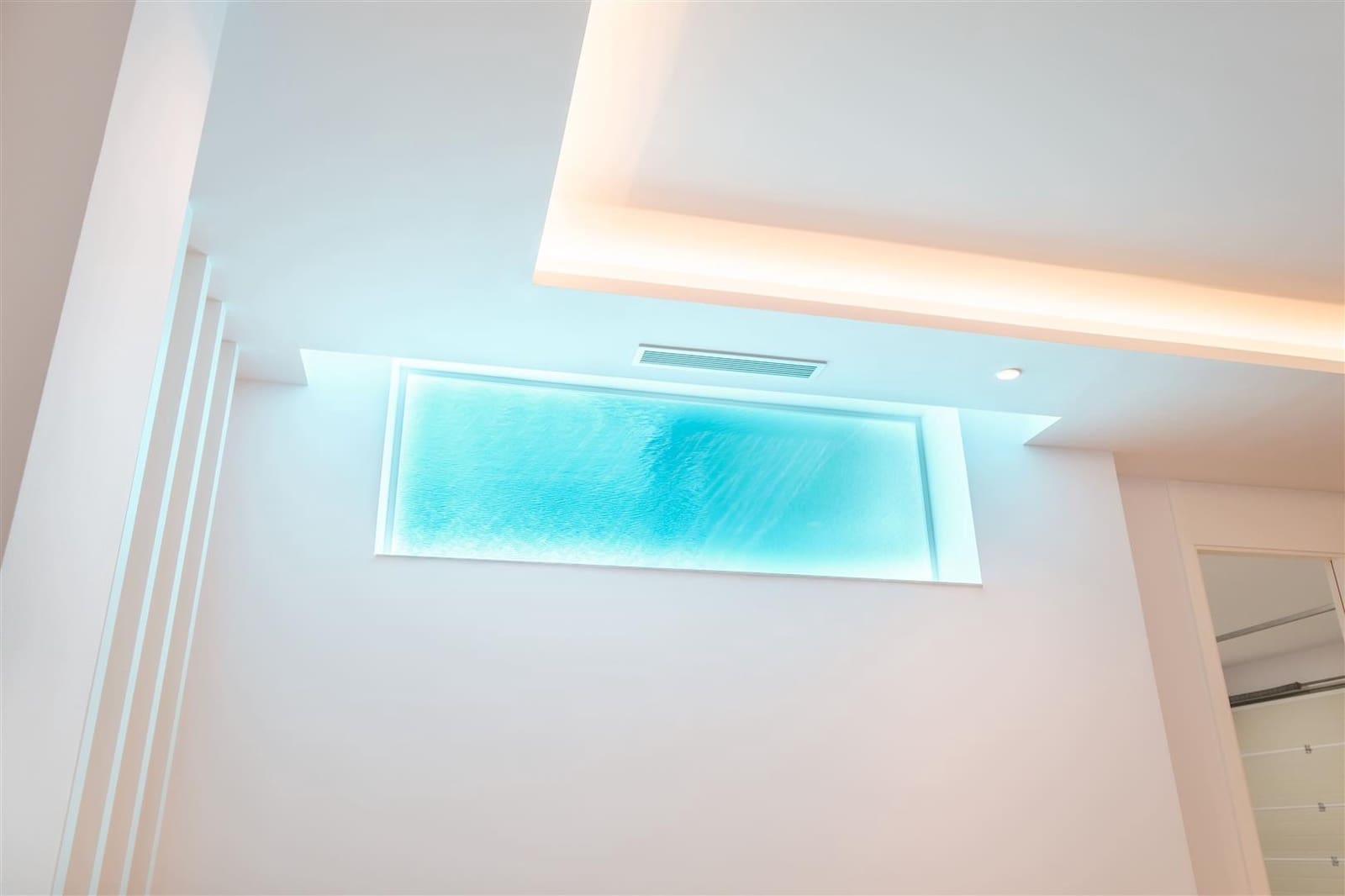 4 bedroom Villa for sale in Marbella with pool garage - € 4,300,000 (Ref: 8450139)