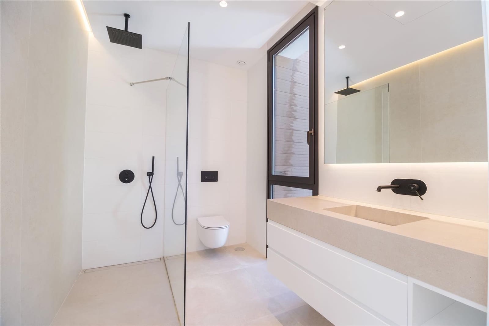 4 slaapkamer Villa te koop in Marbella met zwembad garage - € 4.200.000 (Ref: 8450139)