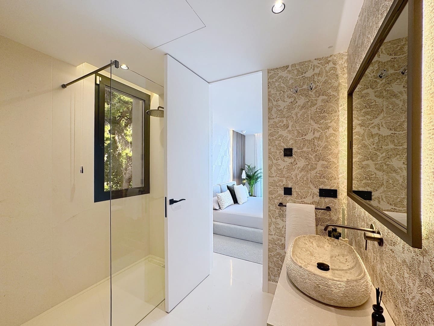 7 slaapkamer Villa te koop in Marbella met zwembad garage - € 11.880.000 (Ref: 8452092)