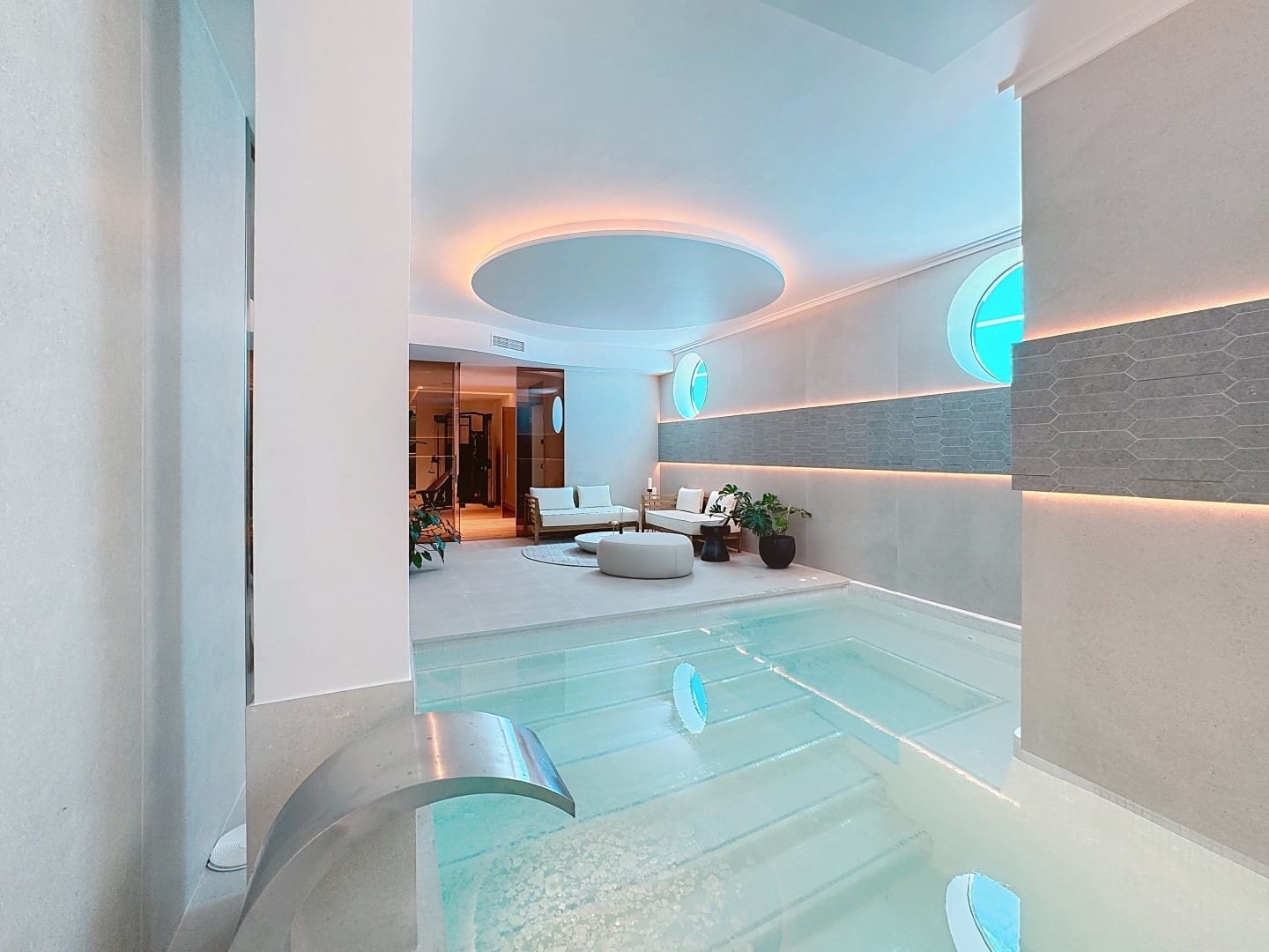 7 Zimmer Villa zu verkaufen in Marbella mit Pool Garage - 11.880.000 € (Ref: 8452092)