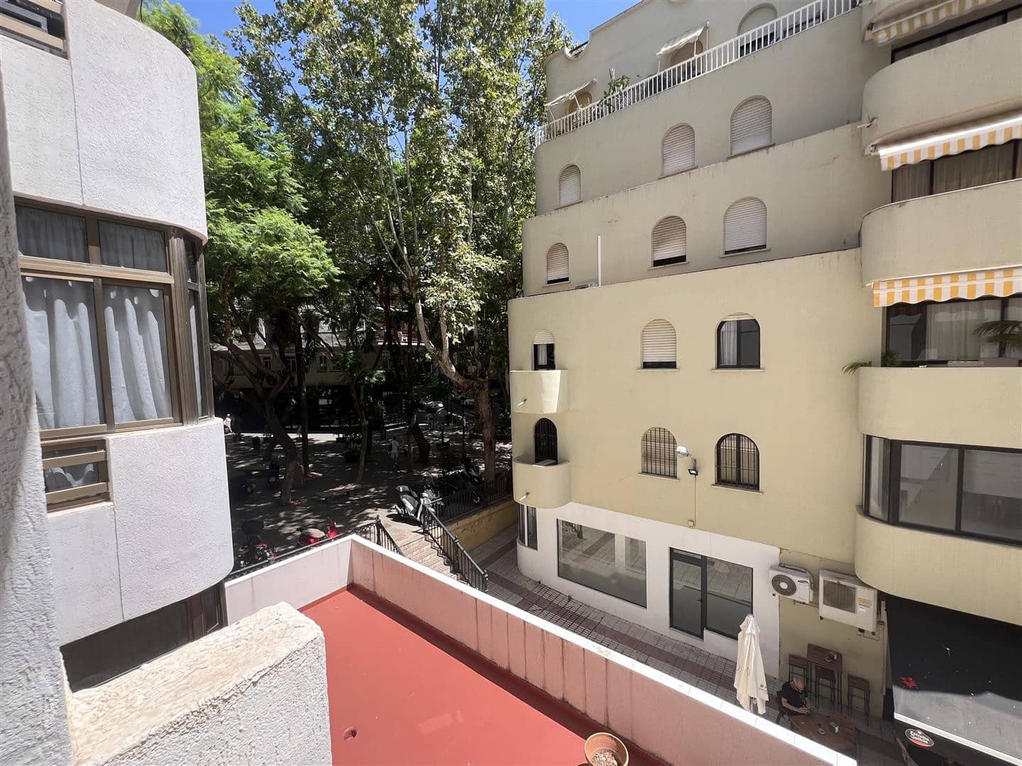 2 bedroom Apartment for sale in Marbella - € 520,000 (Ref: 8463791)