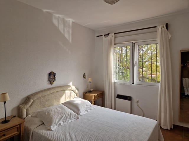 8 slaapkamer Villa te koop in Benalmadena Costa, Benalmádena met zwembad garage - € 890.000 (Ref: 8498733)