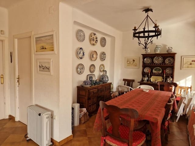 8 slaapkamer Villa te koop in Benalmadena Costa, Benalmádena met zwembad garage - € 890.000 (Ref: 8498733)