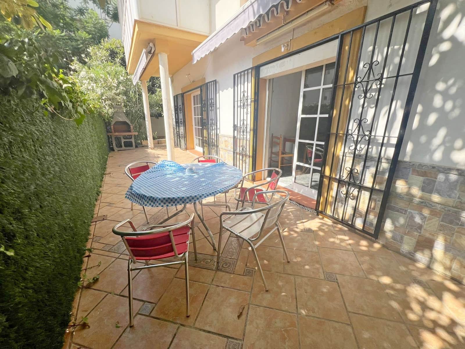 2 soveværelse Villa til salg i Torremolinos med garage - € 625.000 (Ref: 8500211)