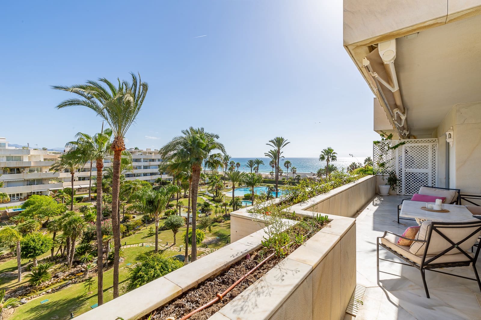 3 Zimmer Penthouse zu verkaufen in Marbella mit Pool Garage - 4.995.000 € (Ref: 8561520)
